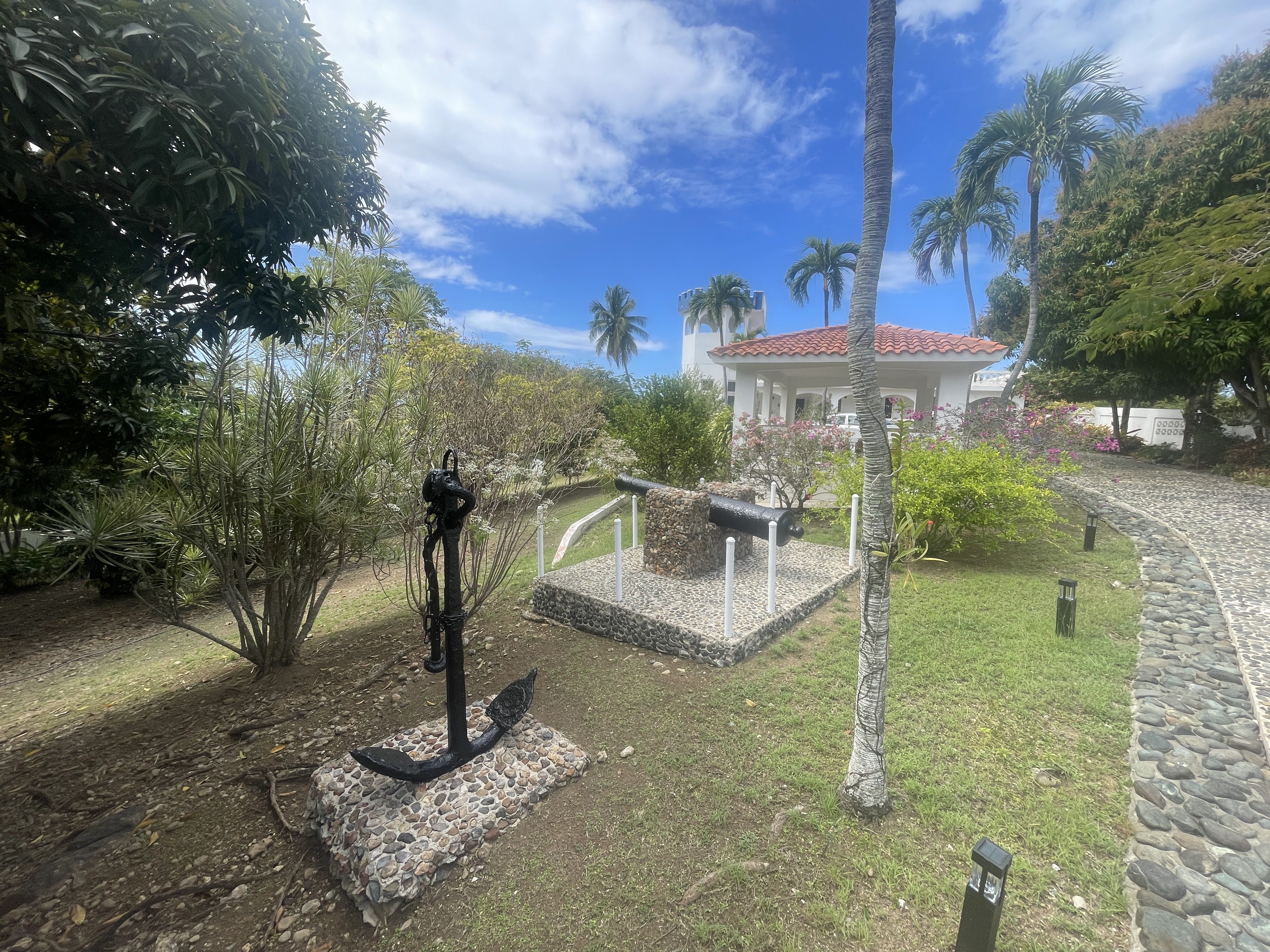 Entering Nava Del Rey 2